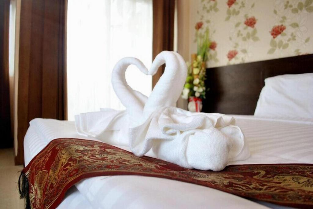 Le Parc Wangnang Hotel Phitsanulok Exteriör bild